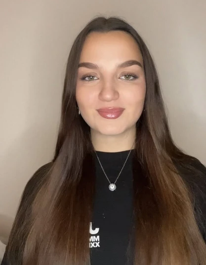 AI Bewerbungsfoto vorher